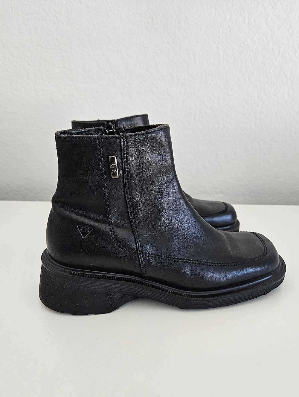 Dr. Martens Vintage 9278 Leather Made in England Black Platform Boots Women US 7 - Picture 2 of 11